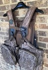 Grounded Mossyoak Bottomlands Turkey Hunting Vest  Magnetic Seat Cushion