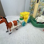 Vtg 1974 Complete Fisher Price Little People Play Family Castle 993