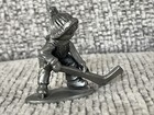 Vintage Hockey Player   Hudson Pewter  H Wilson  681   1 1 2  Tall