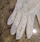 New  Vintage One Size White Stretch Nylon Spandex Lace Floral 7 5  Formal Gloves