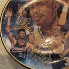 Kareem Abdul Jabbar  Signed autographed Gartlan Small  3 Inch Collector Plate 