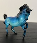 Breyer 2021 Stablemate Club Dahlia Glossy Ocean Blue Connemara Mare