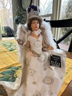Peggy Nisbet Period Costume Doll H  M  Queen Elizabeth P400 Made In England 8   