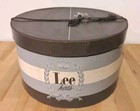 Vintage 1940s Lee Hats Hat Box Men s Oval Shape Brown Taupe - 14 x7 