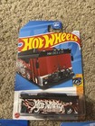 5 Hot Wheels Treasure Hunts Lot
