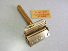 Vintage Gold Valet Se Safety Razor With Bar Guard  Vc-4 1940 s