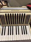 Vtg Hohner 12 Bass Super Accordion   Accordian W Case   Straps Made In Germany