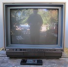 Vintage Zenith Space Command Television Tv Powers On Parts Or Repair With Remote