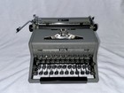 Vintage 1950 Royal Quite Deluxe Portable Typewriter With The Case - Works