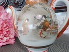 Stunning Antique  Oriental Asian Satsuma Teapot   Geisha  Meiji   Gold Trim
