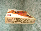 Lc-2091 Bear Book   the Teddy Bear Encyclopedia   By Pauline Cockrill  Dk 2001