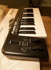 Alesis Q25 Usb midi Keyboard Controller