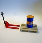 1 18 Scale Garage Diorama Mega Kit     Engine Hoist  Tool Chest  Rack   More