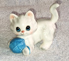 Vintage Lefton Japan White Kitten W blue Ball A163 Cat 4 5  Figurine