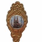 Gaudi Barcelona Souvenir Spoon Vintage Gold Tone 4 In Length Unmarked Scalloped