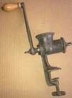 Universal 00  Antique Food Meat Grinder And Chopper  Table Mount Hand Crank Mill