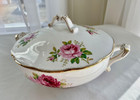 Vintage Royal Albert American Beauty Round Covered Serving   Vegetable Bowl