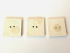 Mill Hill Ceramic Buttons Spring Flowers Lot Of 3 -no Card -from Prior To 2015