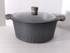 D w Deane   White Cookware Nonstick Pot Casserole 12 5  W  Lid Black 10 Qt Nwob