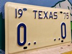 1975 Texas Vanity License Plate O     o Unique Repeating Letters Alphabet