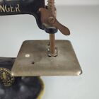 Vtg Singer Mini Hand Crank Sewing Machine