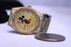 Seiko Mickey Mouse Ladies Watch Sunburst Dial 7n83-6039 Gold Tone