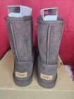 New Ugg Classic Short Ii Boots Chocolate Women   s Size  8 
