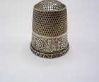 Antique Simons Bro  Sterling Silver Thimble   Grape Leaf  Cluster Pattern     12