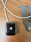 Apple Watch Se 40mm Gps Bundle W  Bands   Charging Cable  Ours Ring Gen 4
