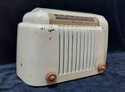 Bendix Art Deco 1946 Ivory Bakelite Plastic Vacuum Tube Radio Model 526mb