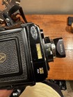 Yashica Mat-124g Medium Format Tlr Film Camera