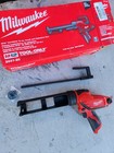 Milwaukee 2441-20 M12 10 Oz Caulk   Adhesive Gun  tool Only 