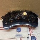 2003 - 2006 Chevy Gmc  2500hd 3500 Instrument Cluster  W trans Temp 173k