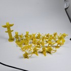 Marx Fort Apache 20 Indians   1 Totem Pole Yellow