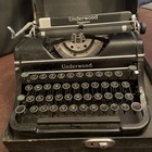 Antique 1940s Underwood Portable 4 Bank Typewriter Model Universal W Wooden Case