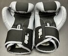 Title Boxing Gel World Bag Gloves - Black gray Size Medium Excellent Condition