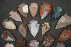 17 Crystals Each Point  1 3  To 1 5   Flint Arrowhead Spear Knife Blade  I-672