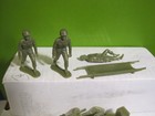 Marx Battleground Playset Mold Shot Us Medical Gis Waxy Plastic Toy Soldiers