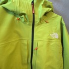 The North Face Men   s Medium Ceptor Jacket  Grass olive  Brand New  Free Shipping
