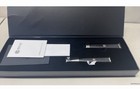 Brand New Hexclad Carving Knife And Fork Set