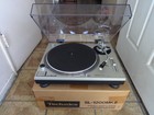 Technics Sl-1200mk2  Professional Direct Drive Turntable