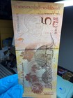 Authentic Venezuela Bolivares 5 Banknote  89e Superb Gem Unc Currency 2011