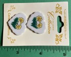  2  Westrim Crafts 1    Marigolds Heart Shape Ceramic 2-hole Buttons Nos Card-p406