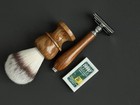 Pure Wood Handle Double Edge Blade Safety Razor   Shaving Brush Kit For Men Gift