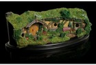 Weta Lord Of The Rings Hobbit Holes 23 The Great Garden Smial Mini Diorama Nisb