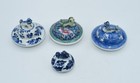 4 19thc Antique Chinese Porcelain Blue   White Foo Dogs   Lions Vase Covers Lids