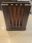 Vintage Antique Airline  mongomery Ward  62-288 Bakelite Table Top Tube Radio