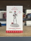 2017 Hallmark Keepsake Star Wars Stormtrooper Peekbuster Magic Ornament