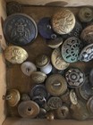 Antique Buttons   Brass  Metal  Assorted - Military  Advertising  Etc  Wood Box