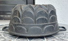 Cast Iron Baking Pan Mold Bundt Cake Cousances 24 Antique Rare Le Creuset Crown